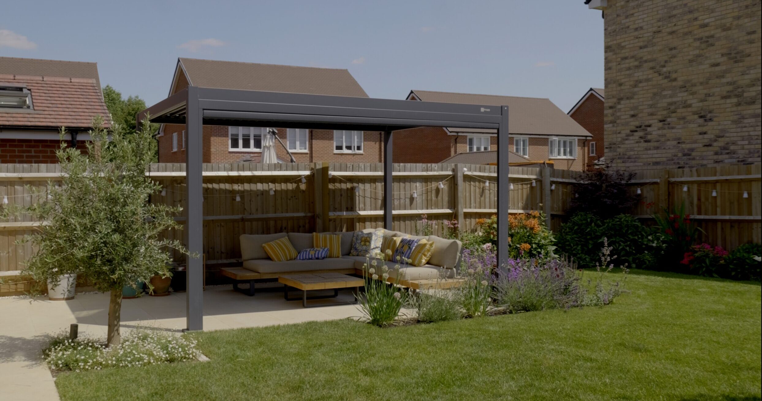 Wide view of the finished Hitchin garden for the Canopy & Clearing project.