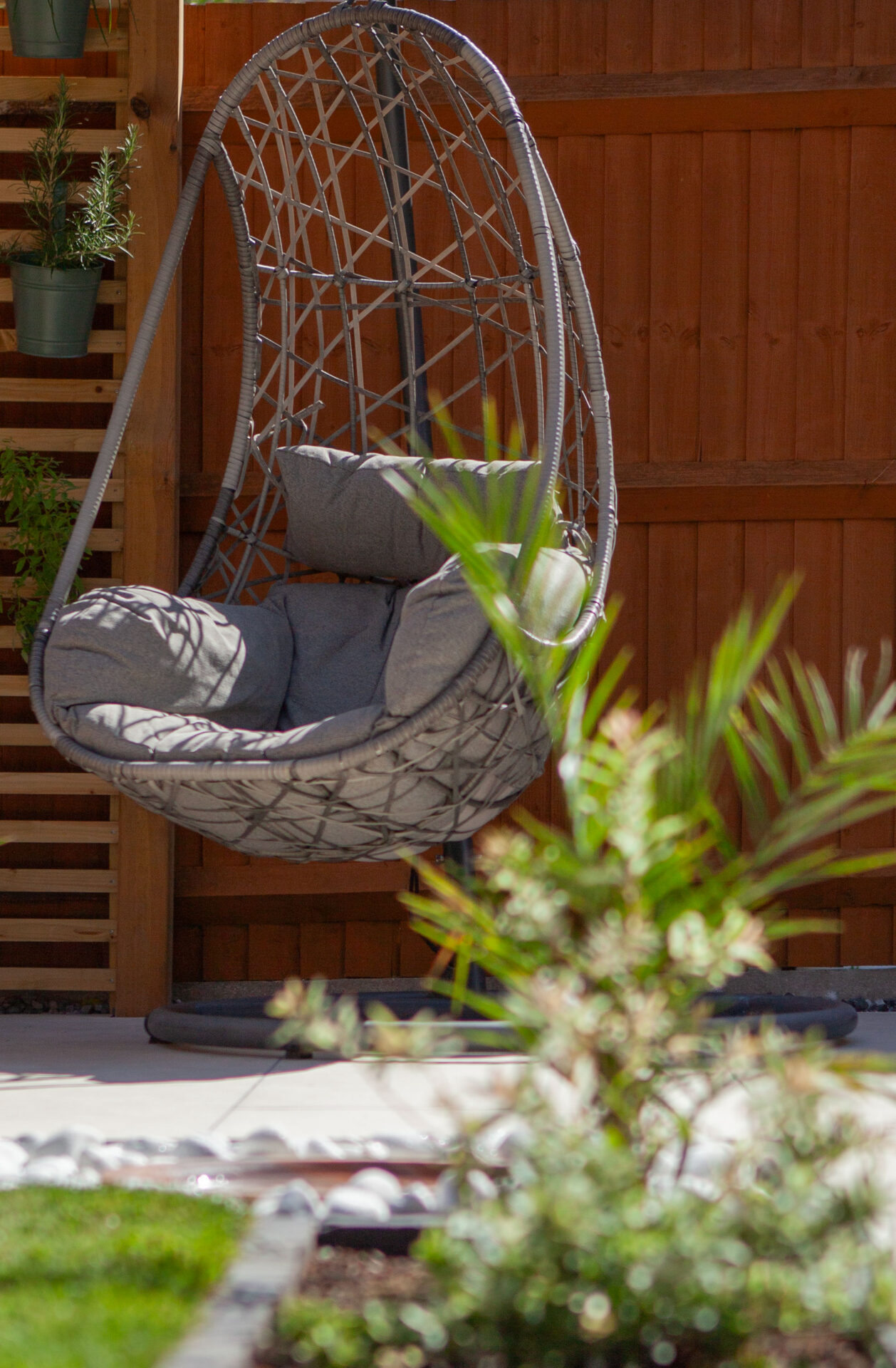 Hertfordshire Drives And Landscapes Hitchin in the finished From Deck to Structured Garden garden in Letchworth Garden City.