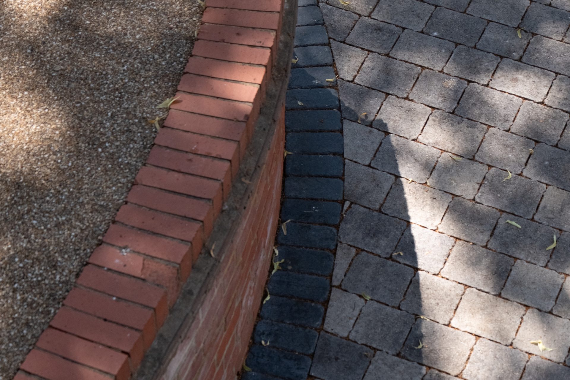 Driveway Detail in the finished Permeable Driveway with Room to Turn garden in Hitchin.