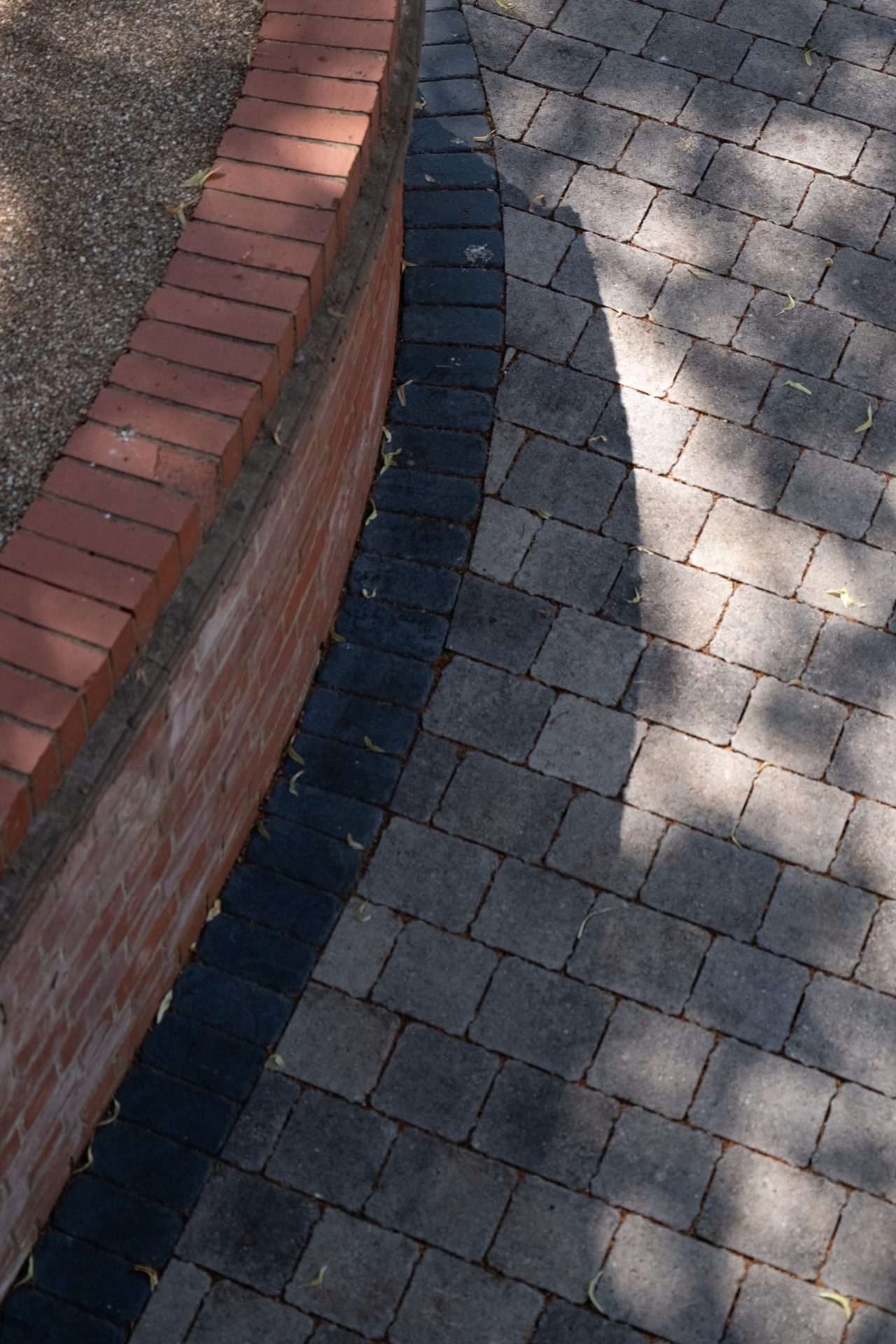 Driveway Portrait Detail in the finished Permeable Driveway with Room to Turn garden in Hitchin.