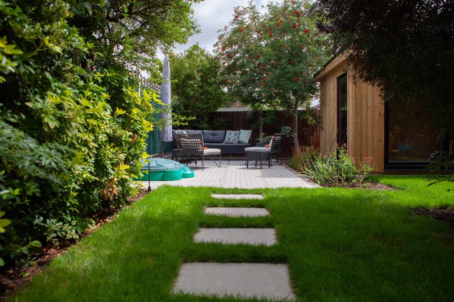 Herts Drives Landscapes Hitchin Hb in the finished Terrace, Lawn & Garden Room garden in Hitchin.