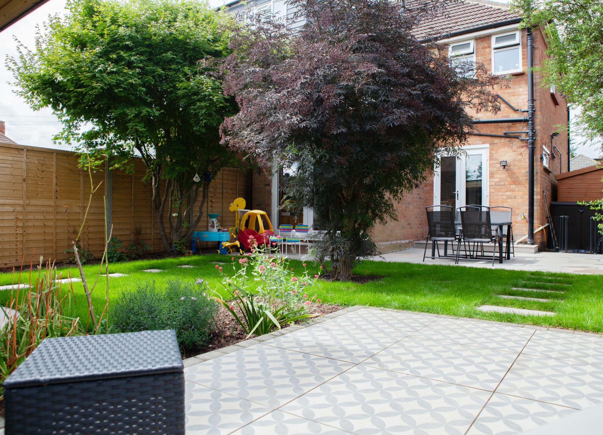 Herts Drives Landscapes Hitchin Hb in the finished Terrace, Lawn & Garden Room garden in Hitchin.