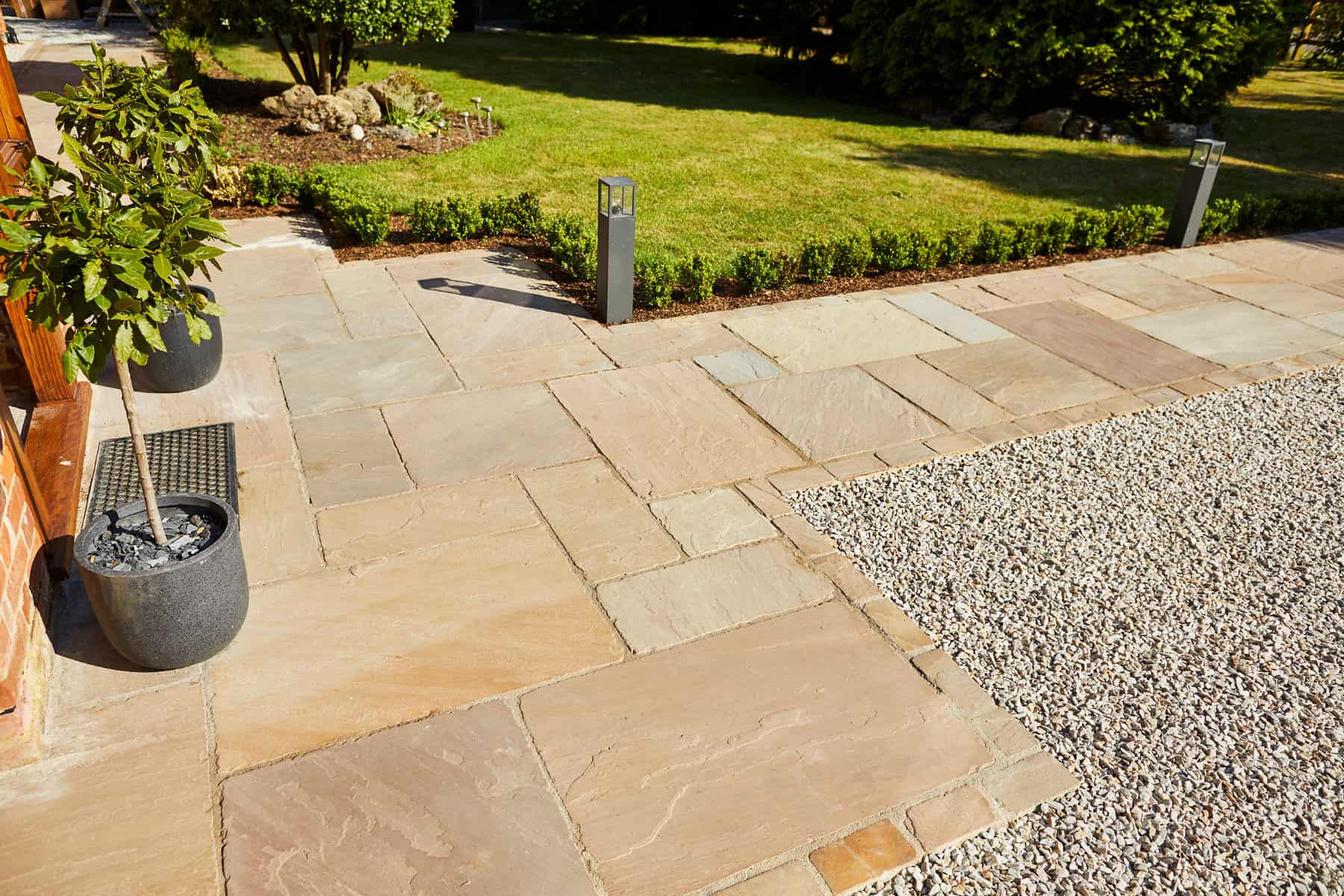 Barnlight Courtyard garden design project