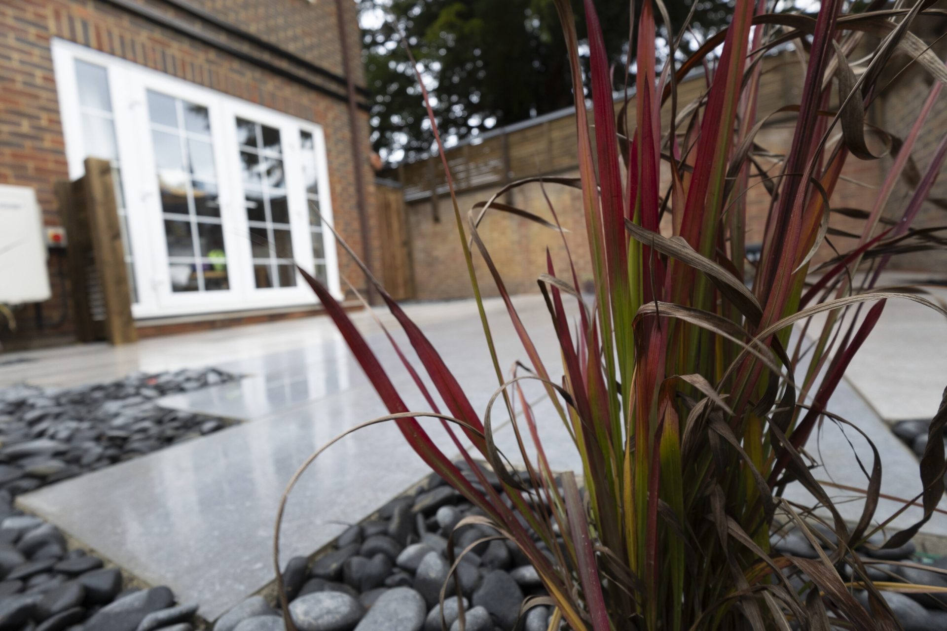Img in the finished Porcelain Courtyard & Planting garden in Baldock.