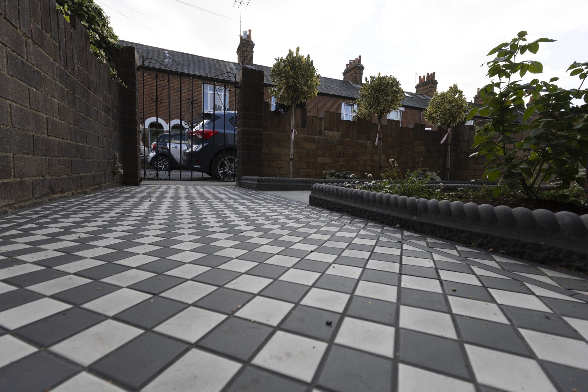 Img in the finished Pattern & Passage garden in Hitchin.