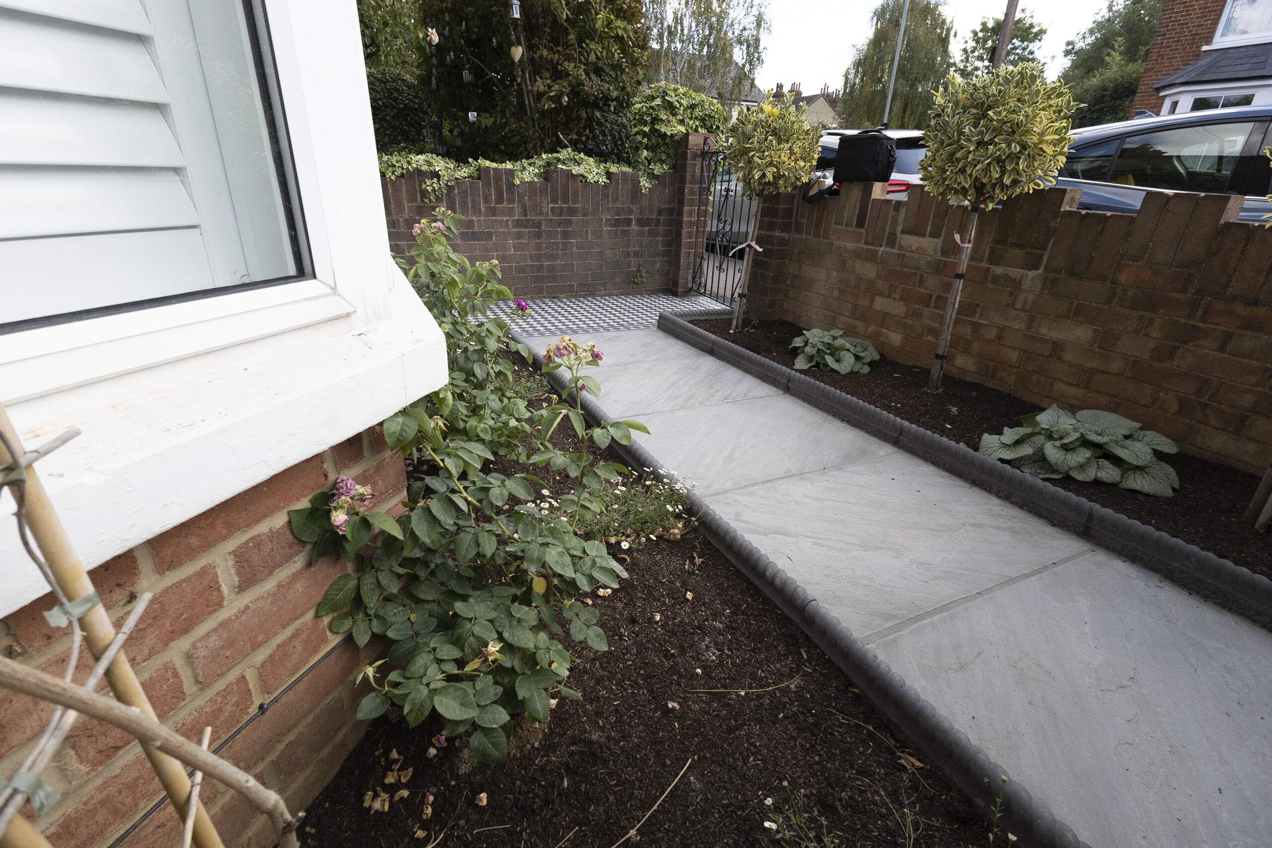 Img in the finished Pattern & Passage garden in Hitchin.